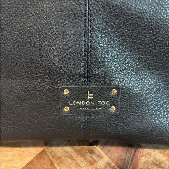 ✨NWT London Fog Laura Large Black Slouchy Tote Bag - Picture 5 of 10
